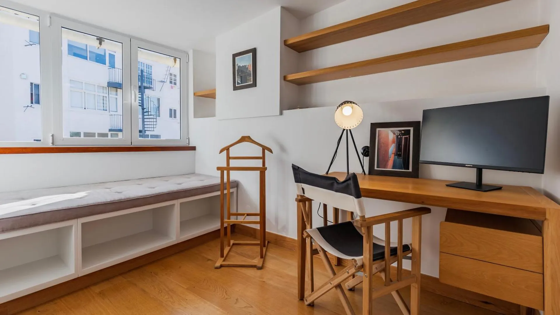 1Bdr Apartment With Terrace And View By Lovelystay Lissabon Portugal